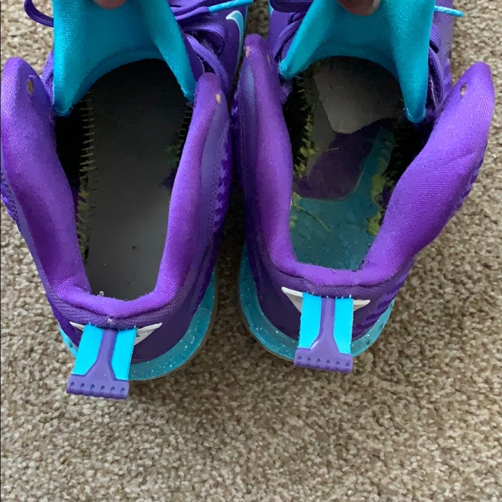 Lebron 9 - Picture 3 of 6